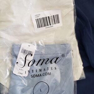2 pair Soma hipster undies